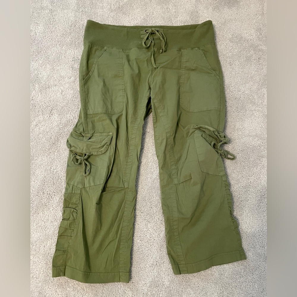 XCVI Sage Green Cargo Capris